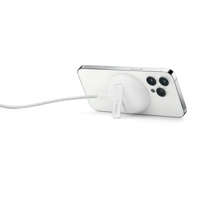 belkin-boostcharge-portable-wireless-charging-pad-con-magsafe-15-w-tappetino-ric image 1