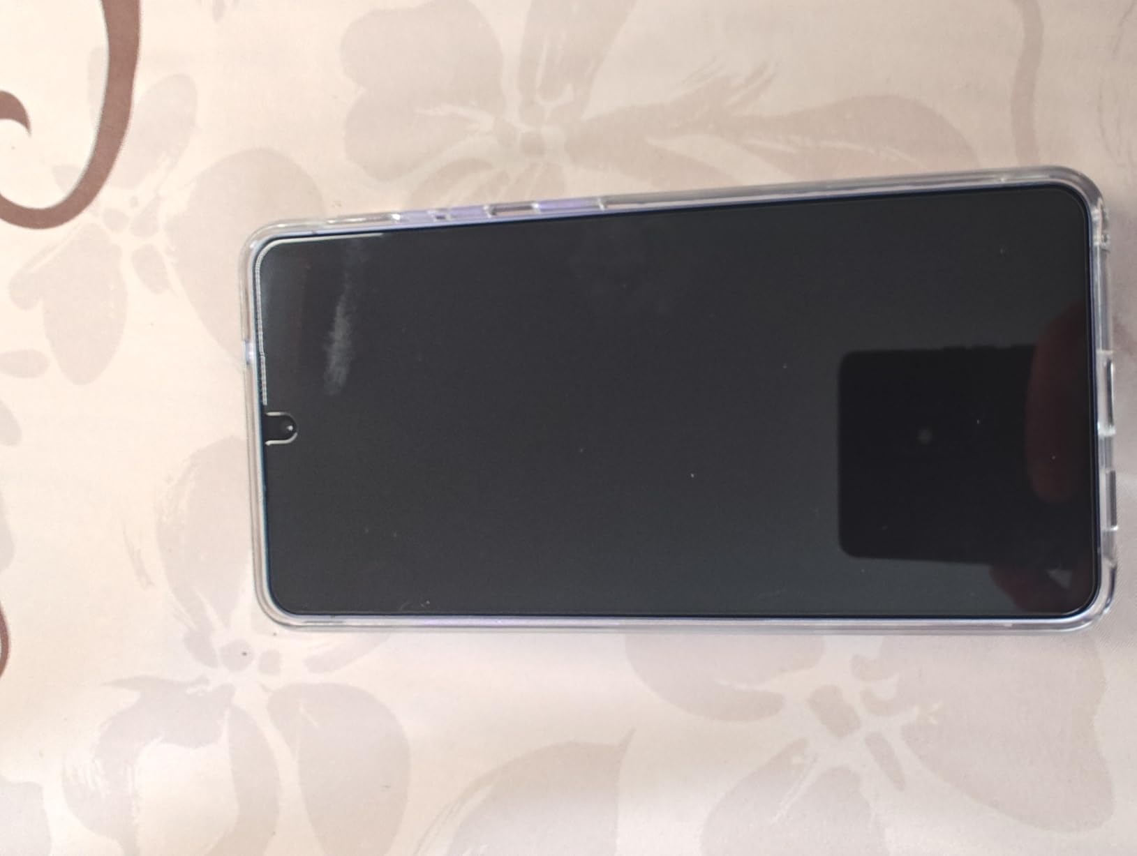 Protezione eccellente senza coprire il telefono