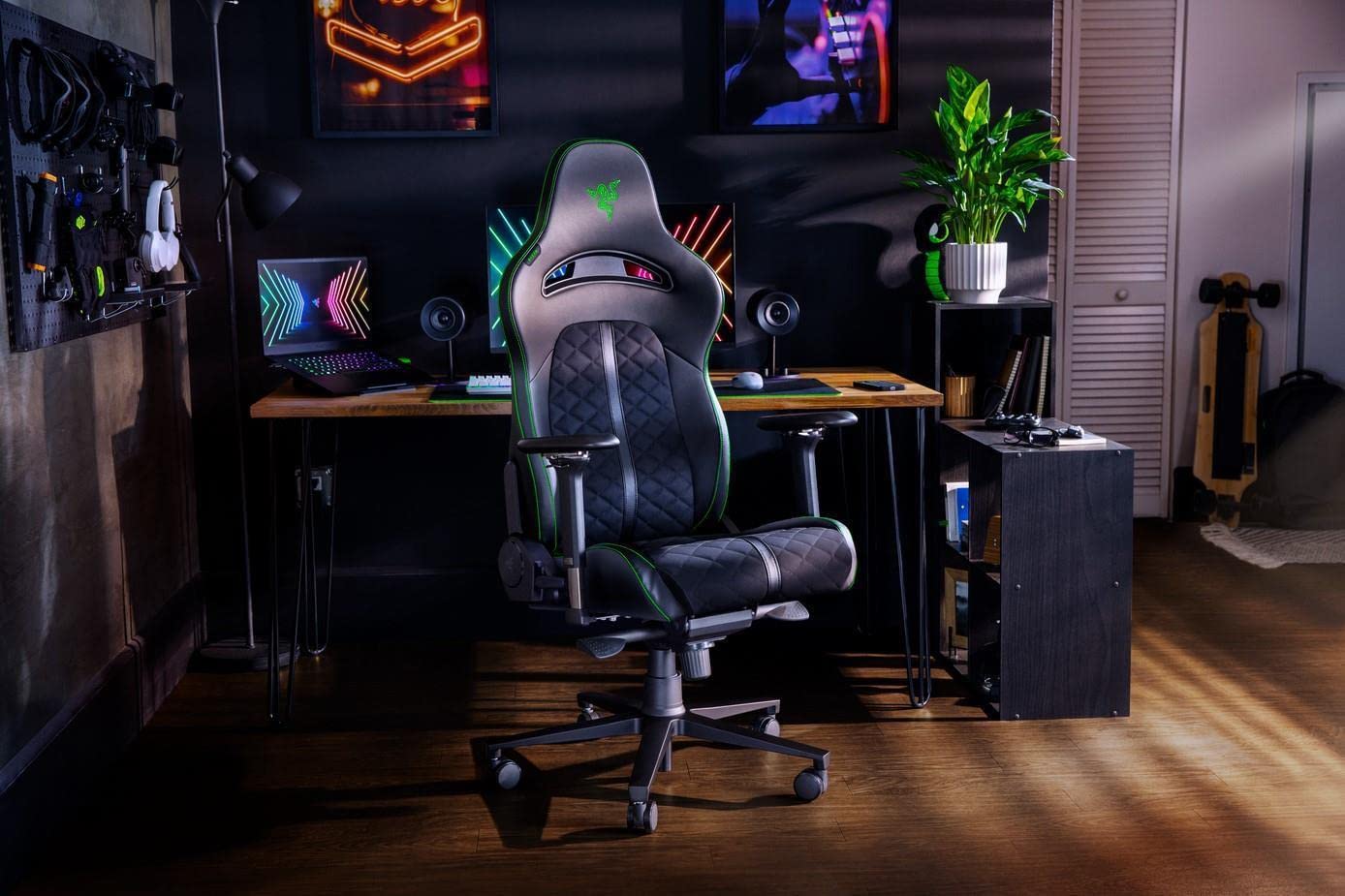 razer-enki-black-sedia-da-gaming-con-supporto-lombare-integrato-finta-pelle-mult image 2