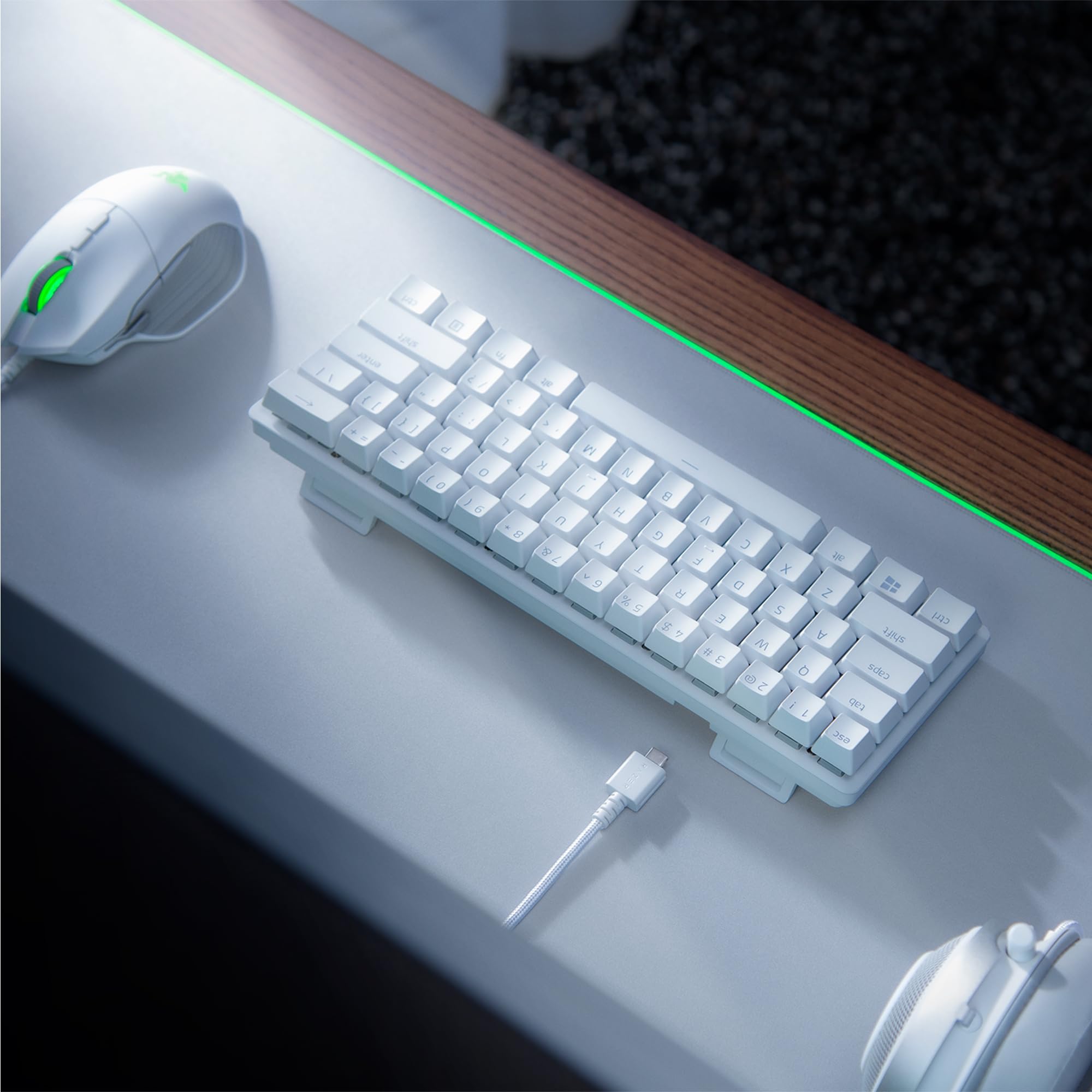 razer-huntsman-mini-switch-viola-a-scatto-tastiera-gaming-compatta-60-con-switch image 8