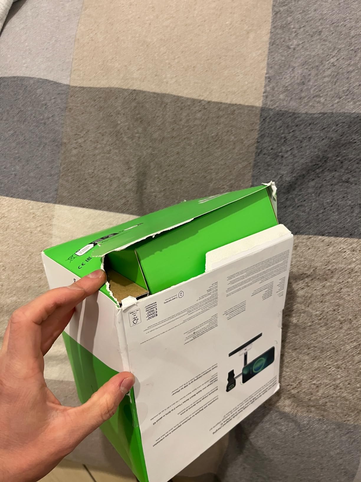 Gli AirPods si staccano facilmente